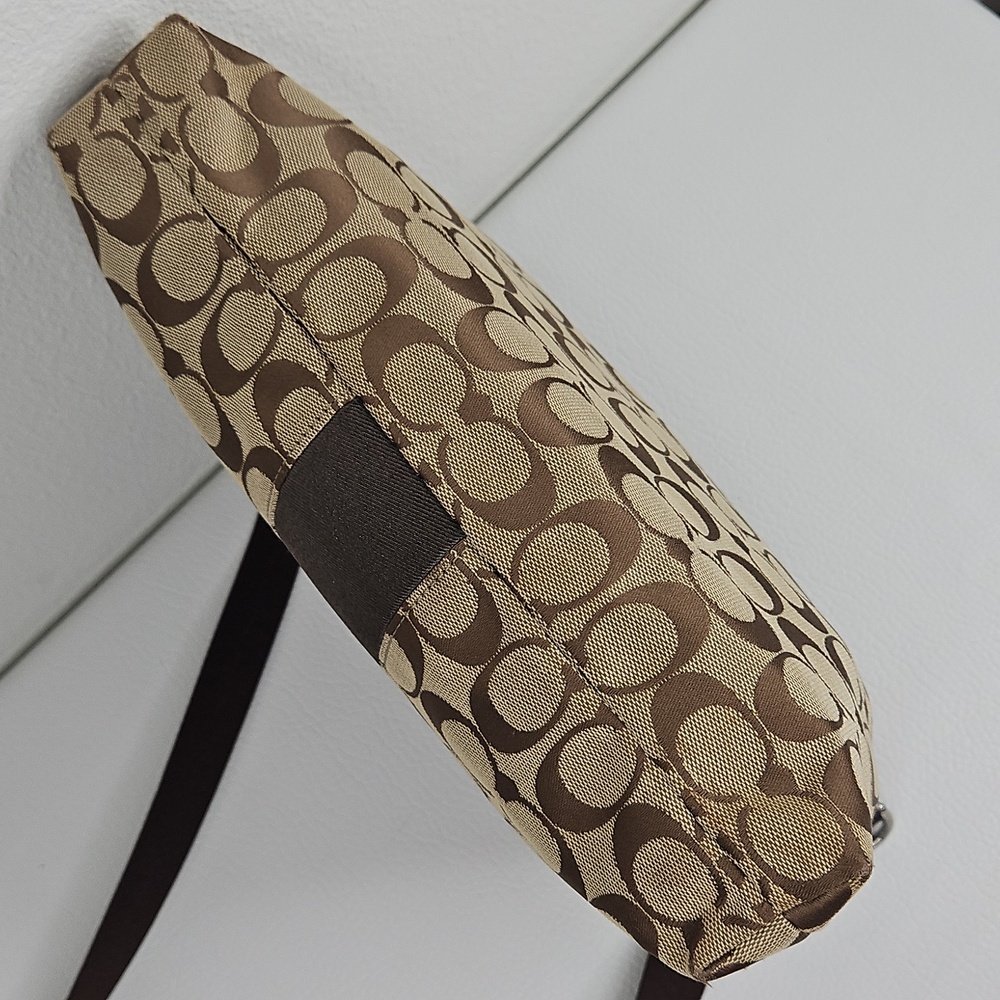 Authentic Coach Monogram Leather SOHO Crossbody Shoulder Bag - Picture 10 of 15